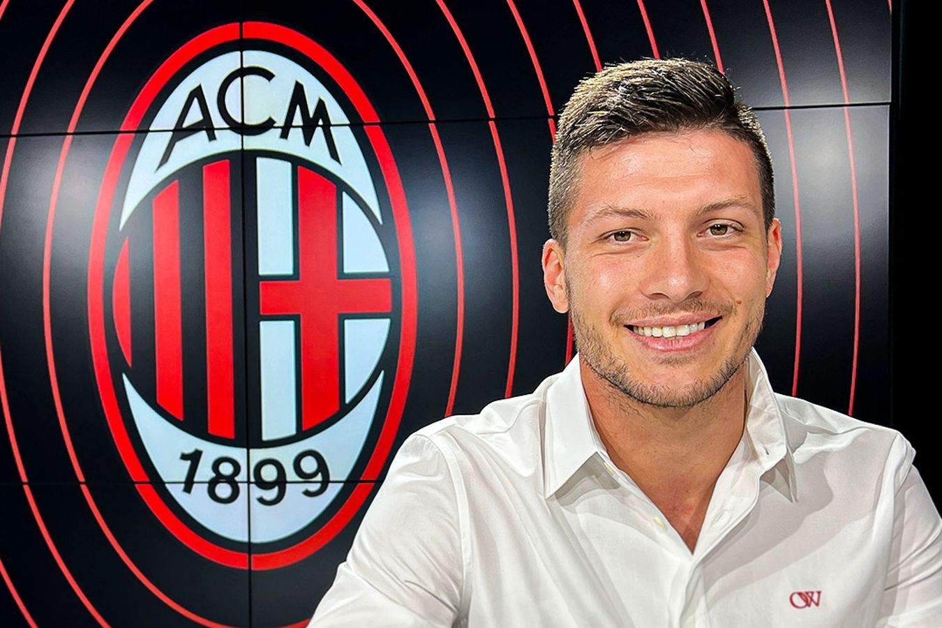 «Милан» объявил о трансфере Луки Йовича из «Фиорентины»