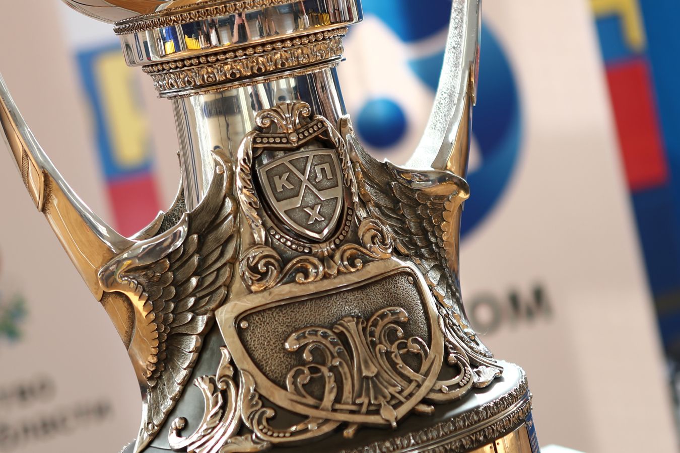 Арбитры отметили шайбу Авангарда в меньшинстве из-за помехи вратарю