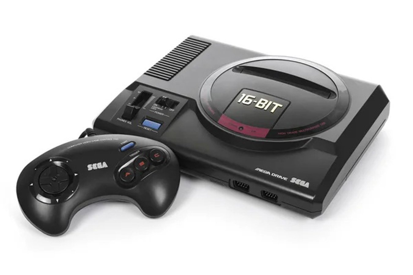 Поклонник Sega Mega Drive испёк торт в виде консоли - Чемпионат