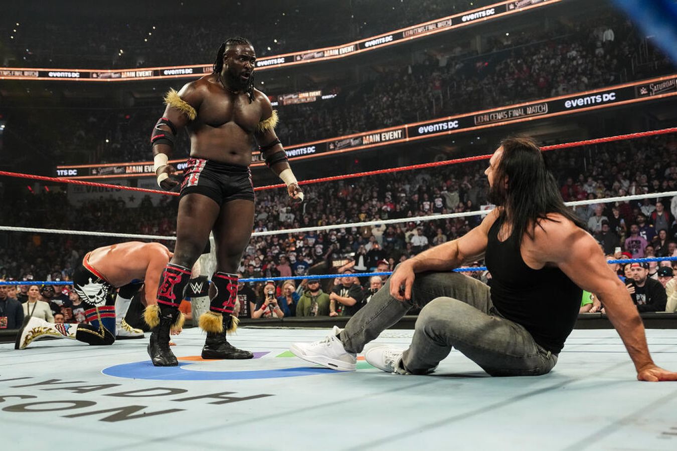 Результаты шоу WWE Saturday Night's Main Event 14 декабря — Джон