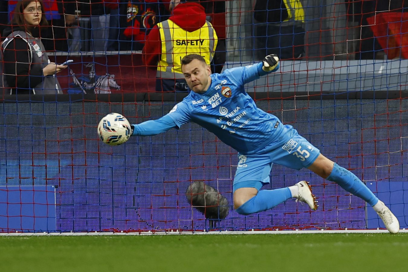 В ЦСКА сообщили, что Акинфеев готов сыграть в дерби со Спартаком