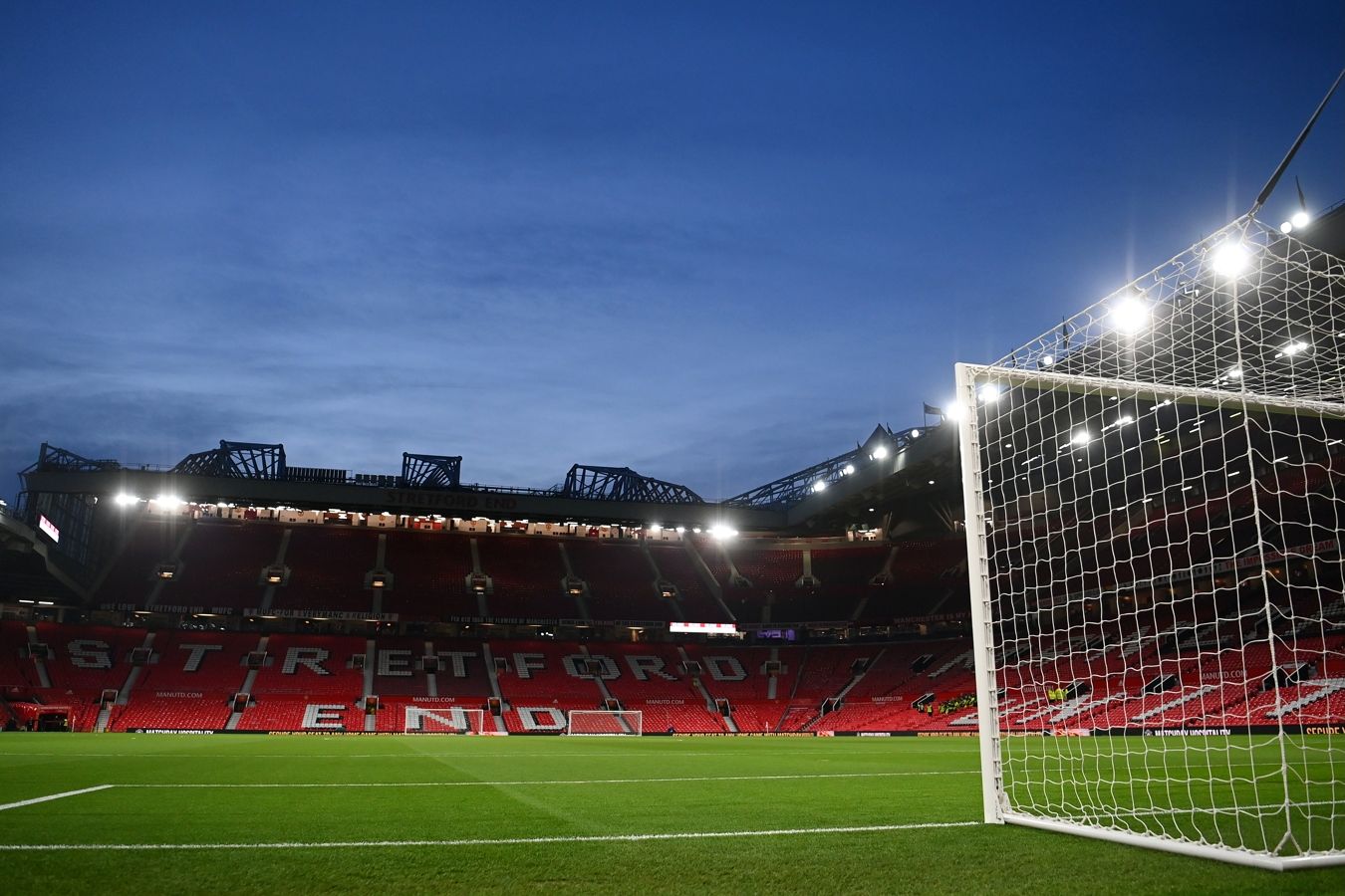 «Манчестер Юнайтед» в восьмой раз подряд начнёт сезон АПЛ с домашнего матча