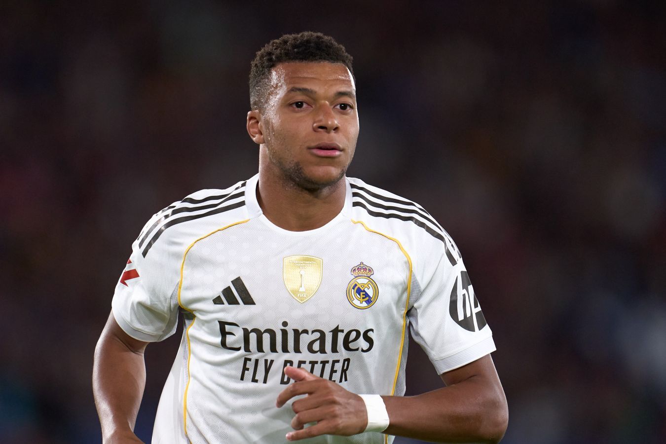 Килиан Мбаппе играл в последних матчах через боль  LÉquipe