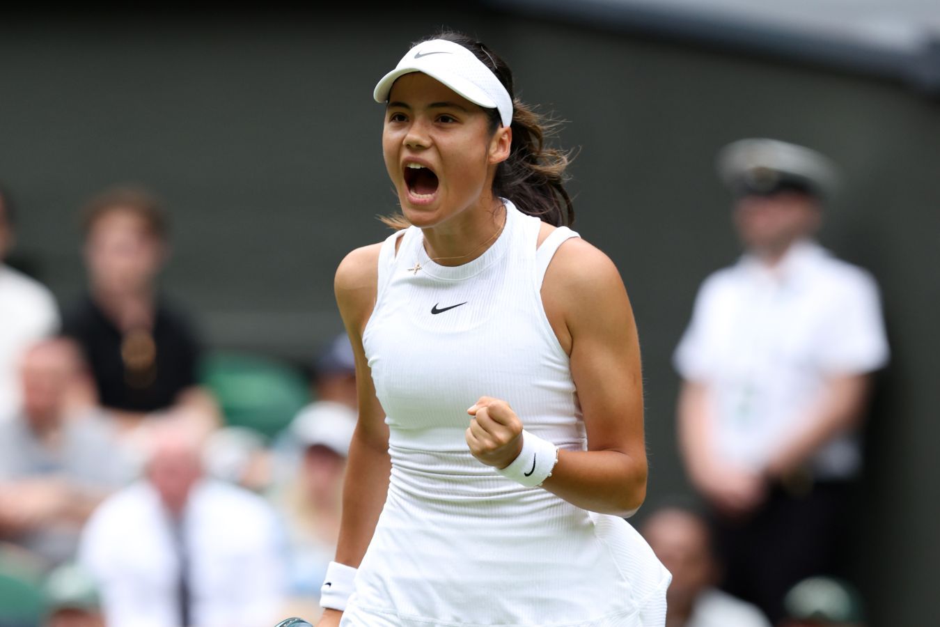 Эмма Радукану прокомментировала поражение от Потаповой на Australian Open  2026