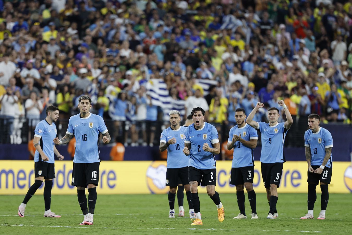 КОНМЕБОЛ выступила с заявлением о драке между игроками Уругвая и фанатами Колумбии на Копе