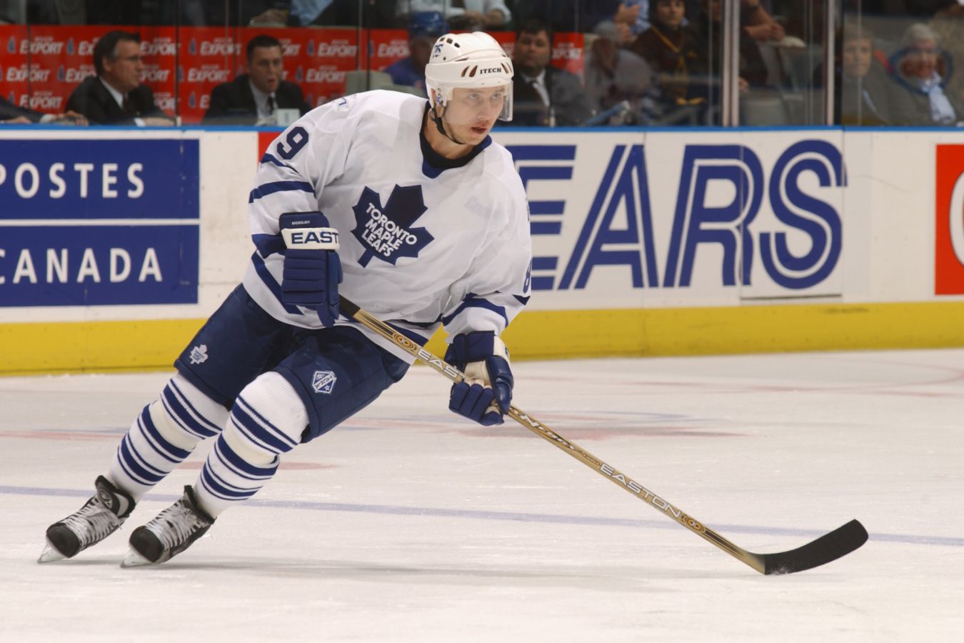 Александр Могильный выступил с речью после введения в Зал хоккейной славы в Торонто