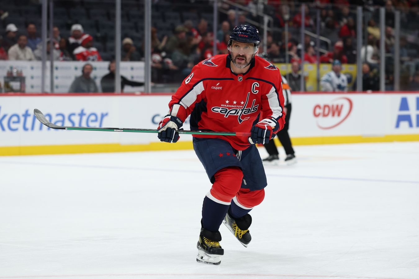 Овечкин повторил рекорд НХЛ по количеству голов для хоккеистов в возрасте 40 в XXI веке