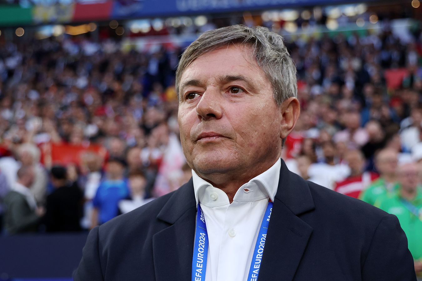 Главный тренер сборной Сербии Стойкович получил жёлтую карточку в матче с Англией на ЧЕ