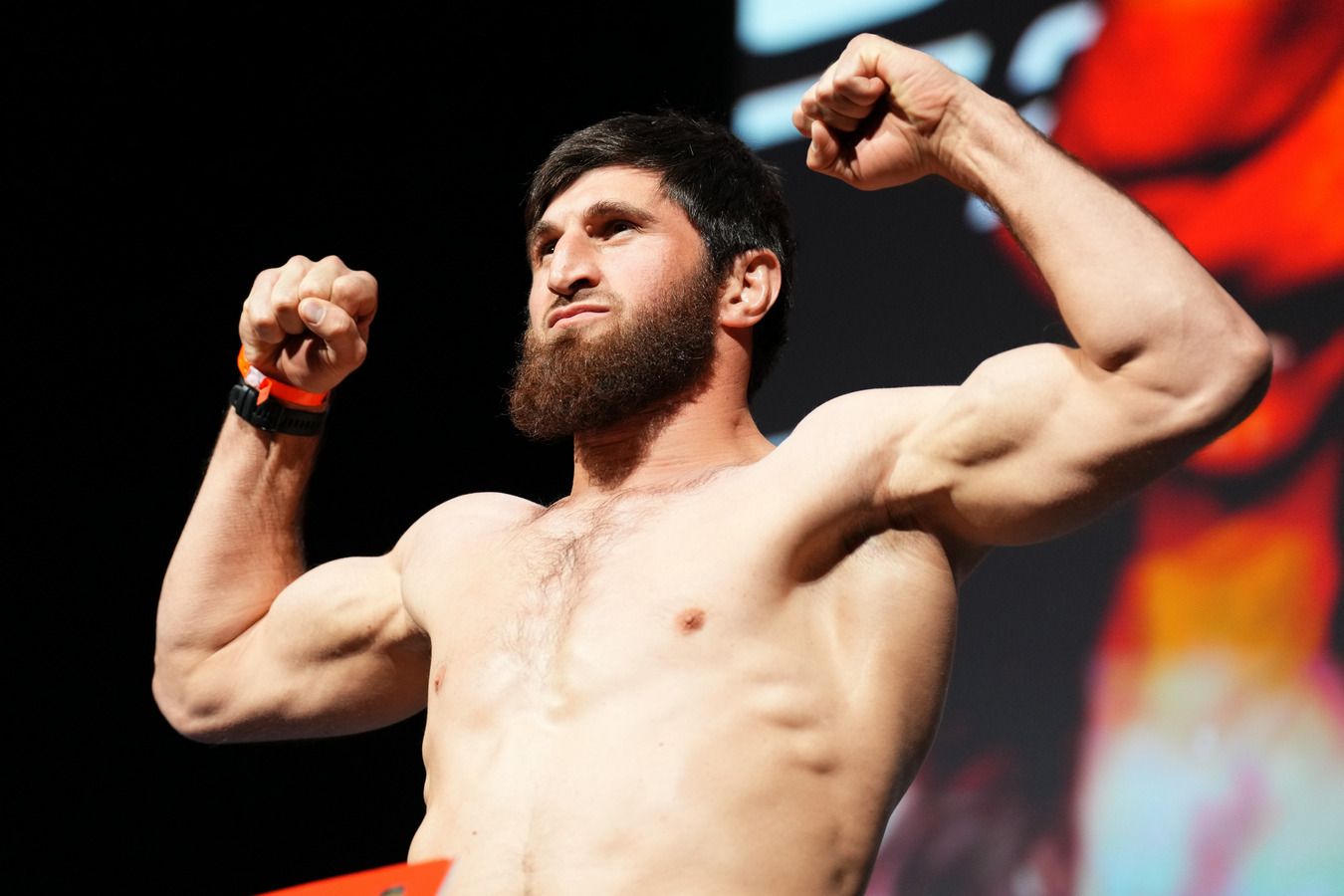 Магомед Анкалаев стал лидером по числу побед в полутяжёлом весе UFC