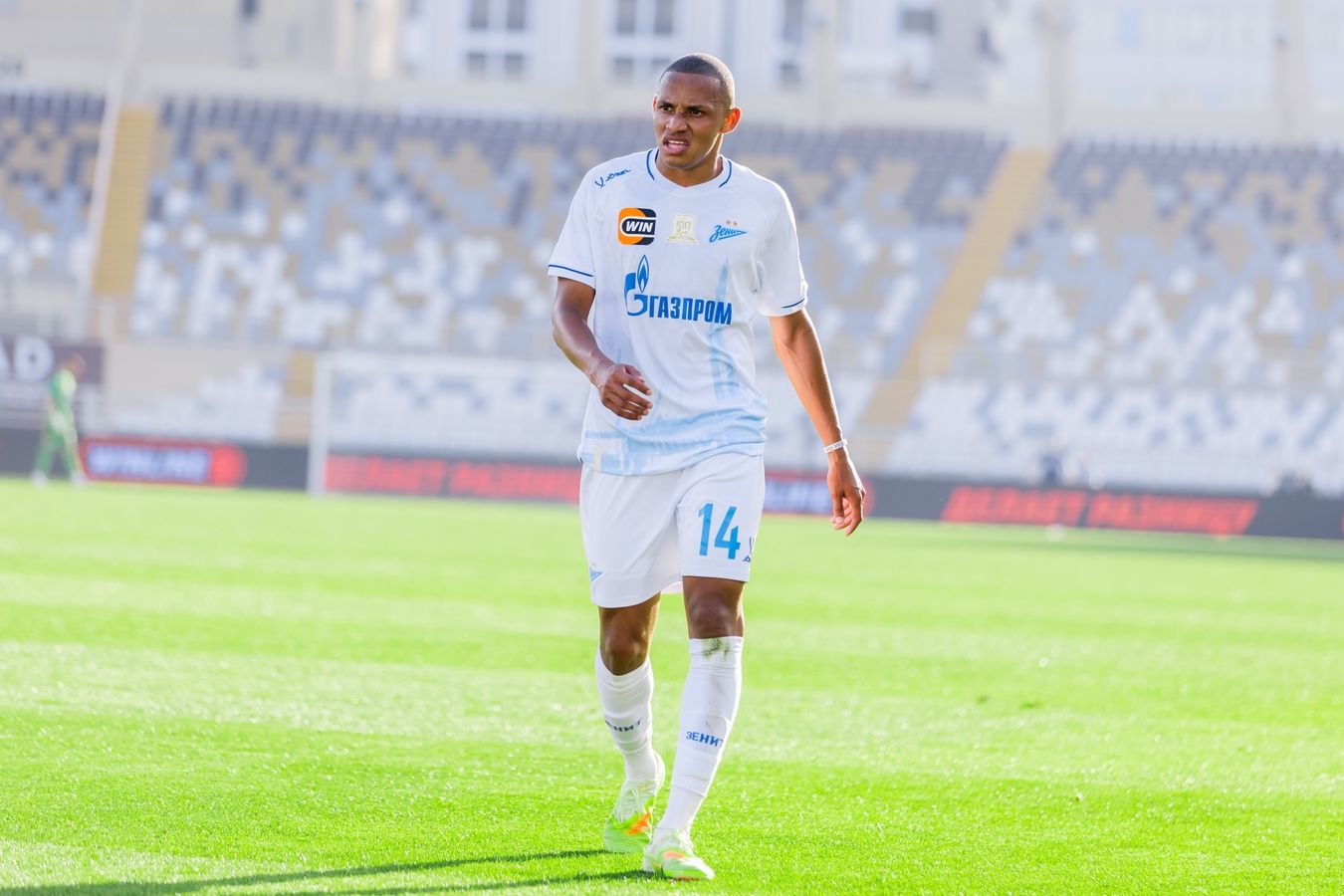 Баранник: Джон Джон пока не готов физически, но с техникой у него всё хорошо