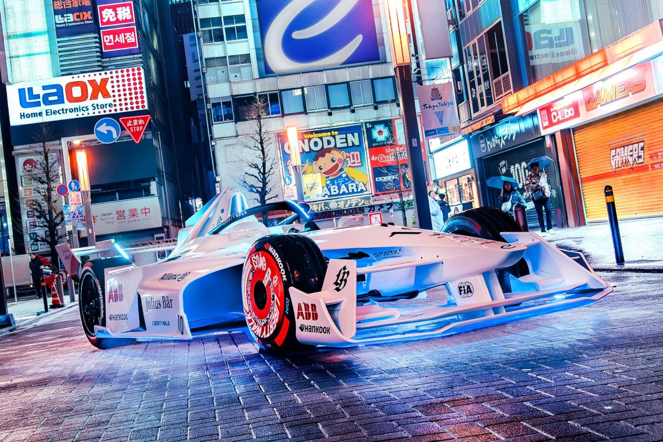 В Японии создали обвес для болида Формулы-Е, вдохновлённый «золотой эрой стрит-рейсинга»