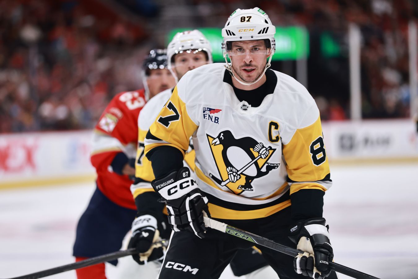 Сидни Кросби вышел на чистое седьмое место в рейтинге лучших бомбардиров в истории НХЛ