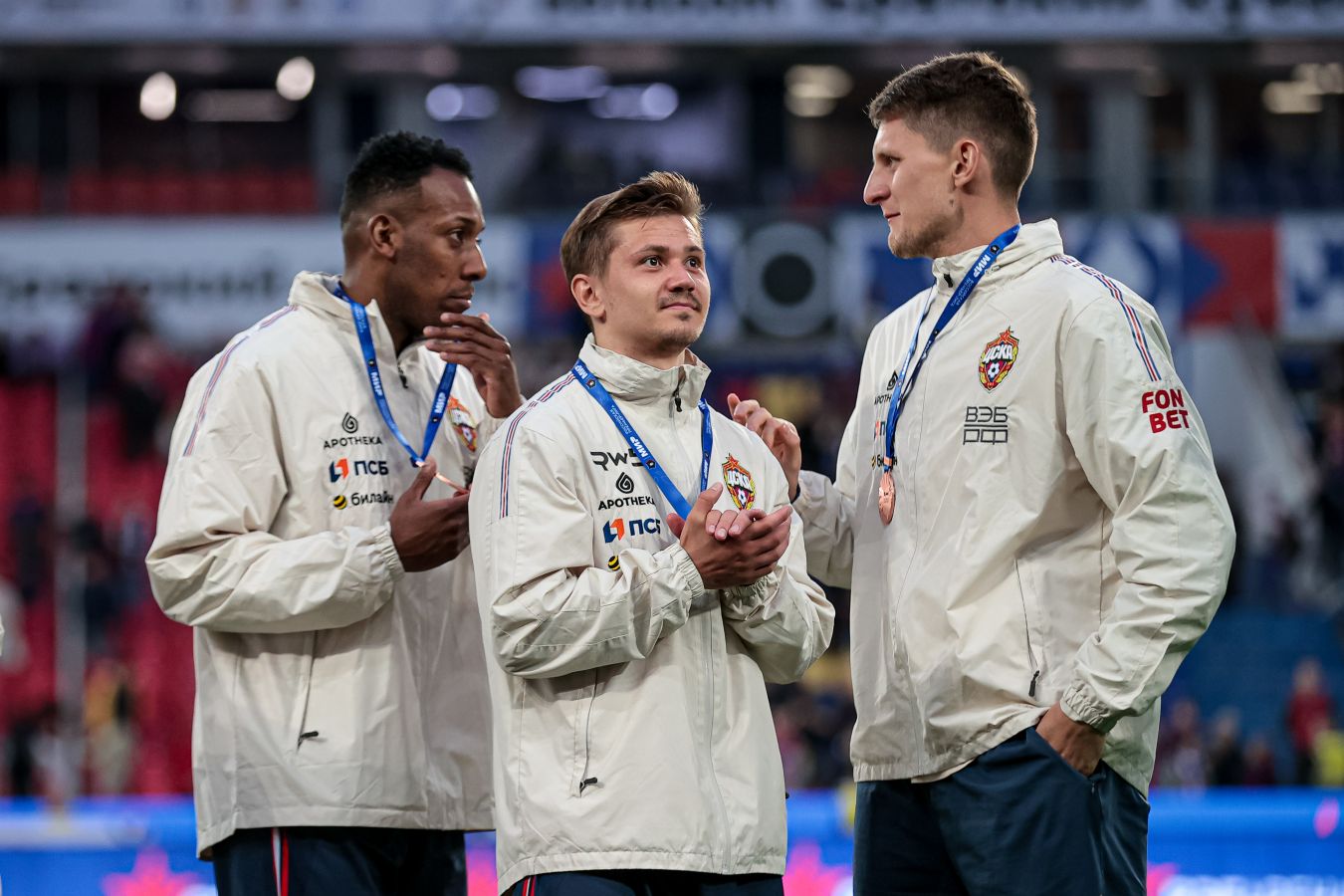 ЦСКА продлит контракты с Мойзесом, Обляковым и Дивеевым  источник