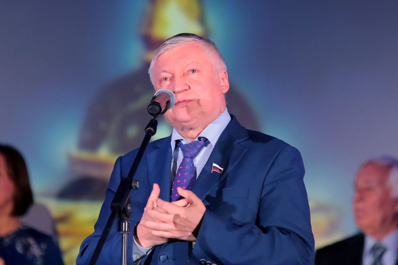 Анатолий Карпов о ФИДЕ: такой беспомощной, как сейчас, эта организация не была никогда