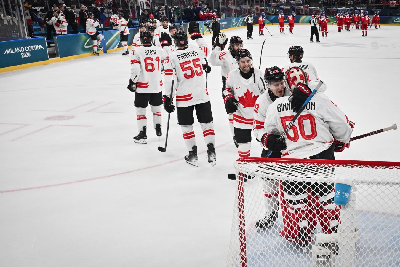 Канадой недовольны на родине