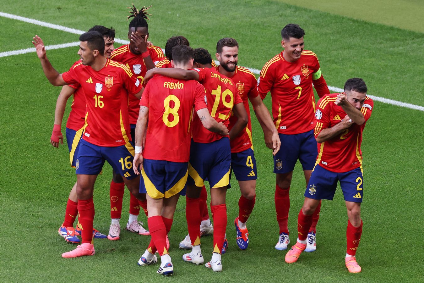 «Они больше всех заслужили финал Евро». Радимов — о победе Испании над Францией