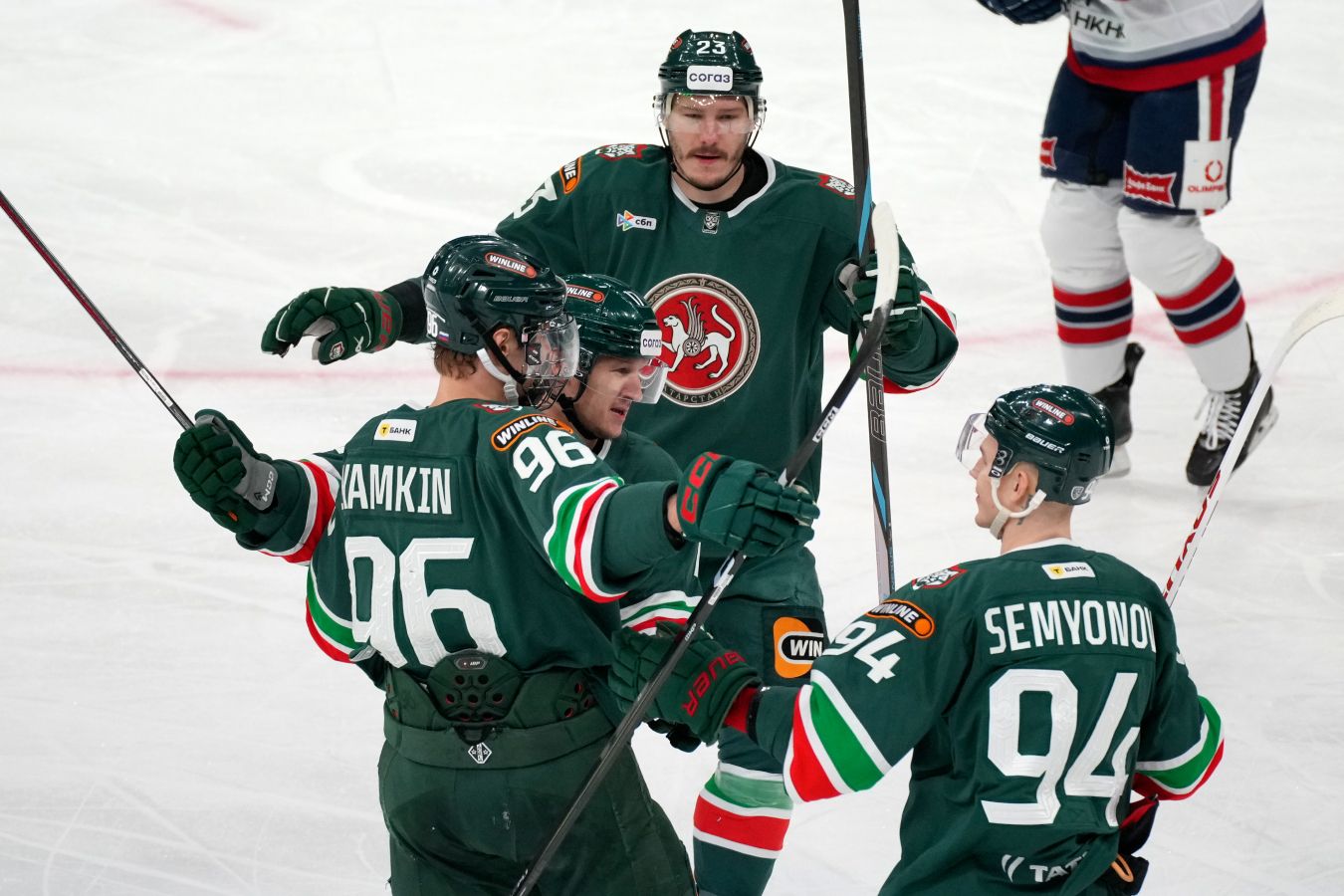 Ак Барс разгромил Нефтехимик и прервал победную серию нижнекамцев из семи матчей