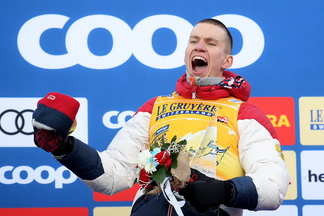 Большунов побил рекорд российских лыжников по набранным баллам на Кубке мира