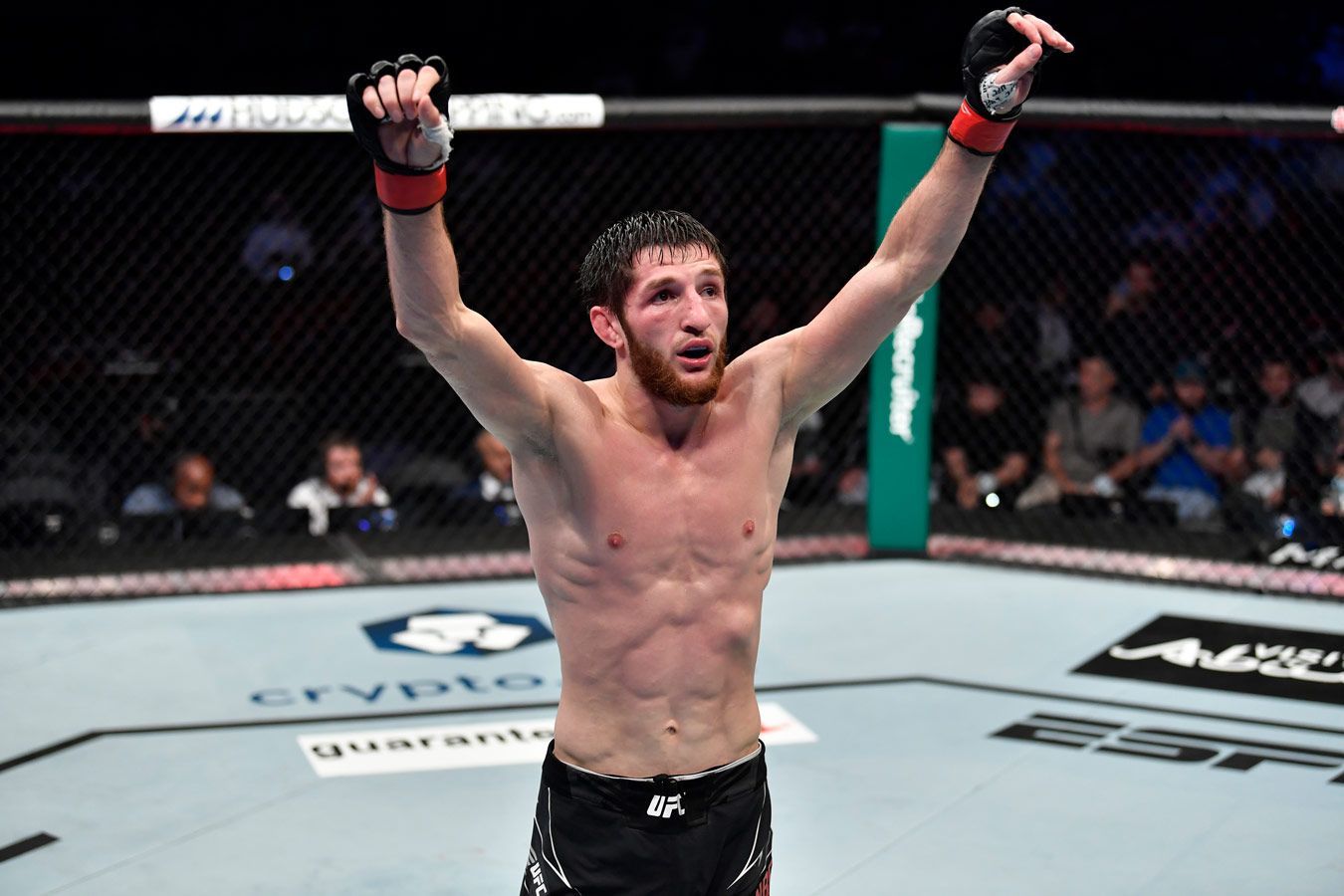 Уланбеков обратился к президенту UFC Уайту по поводу реванша