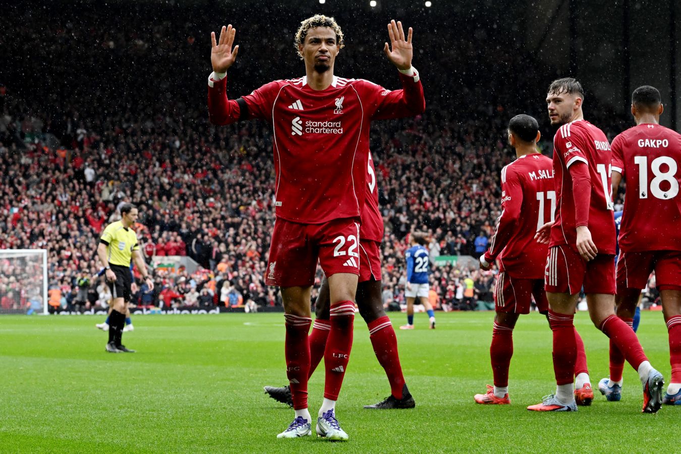 Нападающий Ливерпуля Уго Экитике может перейти в Реал TEAMtalk