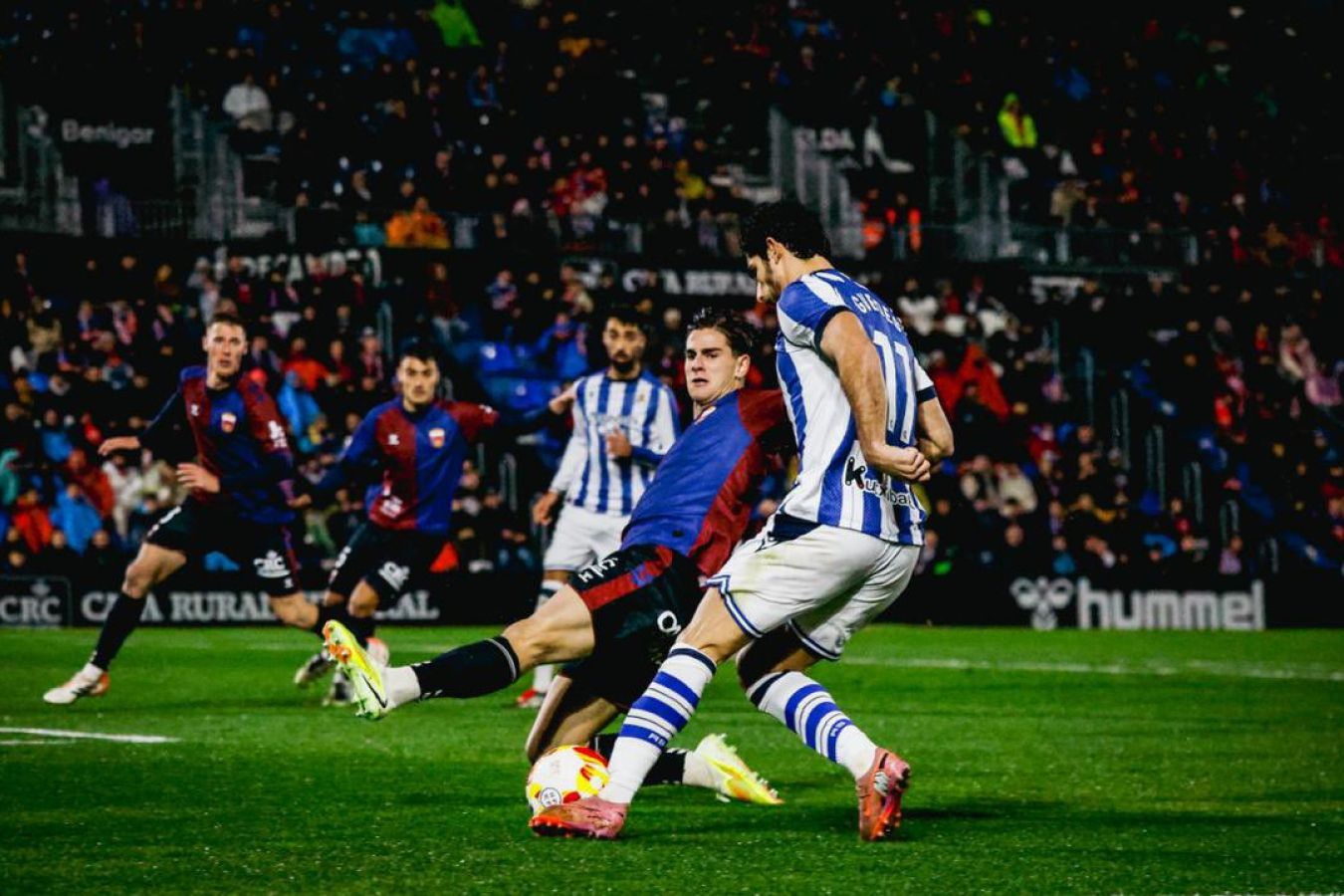 «Реал Сосьедад» вырвал победу в концовке матча Кубка Испании, Захарян отыграл 66 минут