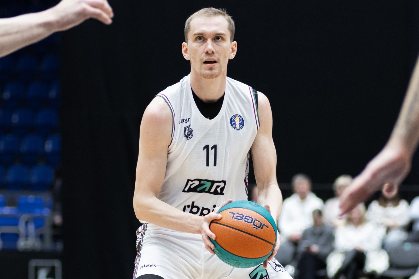 Станет вишенкой на торте. Форвард Пари НН  об игре с МБА-МАИ