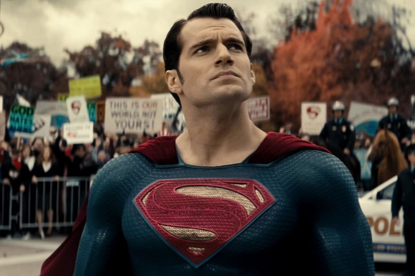 Он очень талантливый человек. Генри Кавилл о главе киновселенной DC Джеймсе Ганне