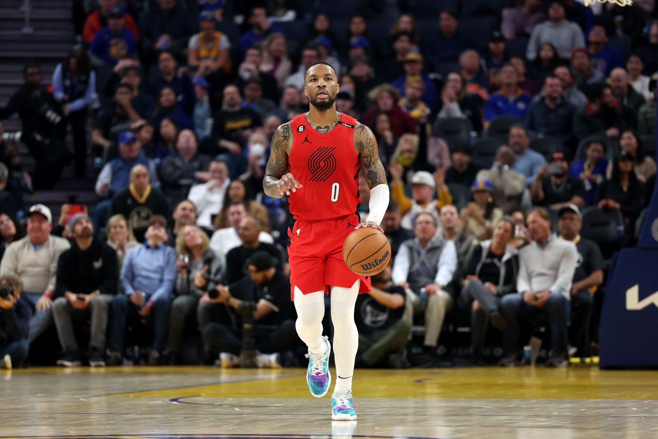 В ESPN предложили обмен, в результате которого Дэмьен Лиллард переходит в Филадельфию