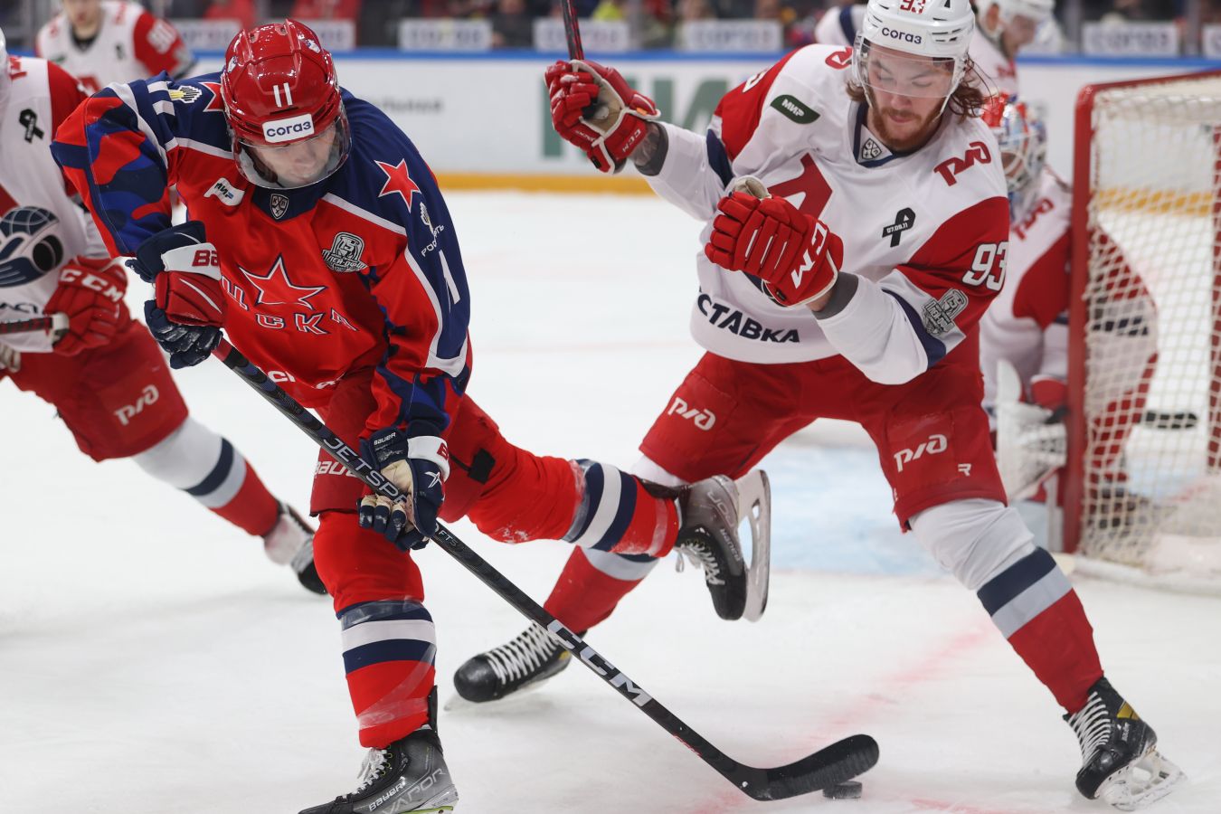 Во всех сериях второго раунда плей-офф КХЛ счёт 2-0