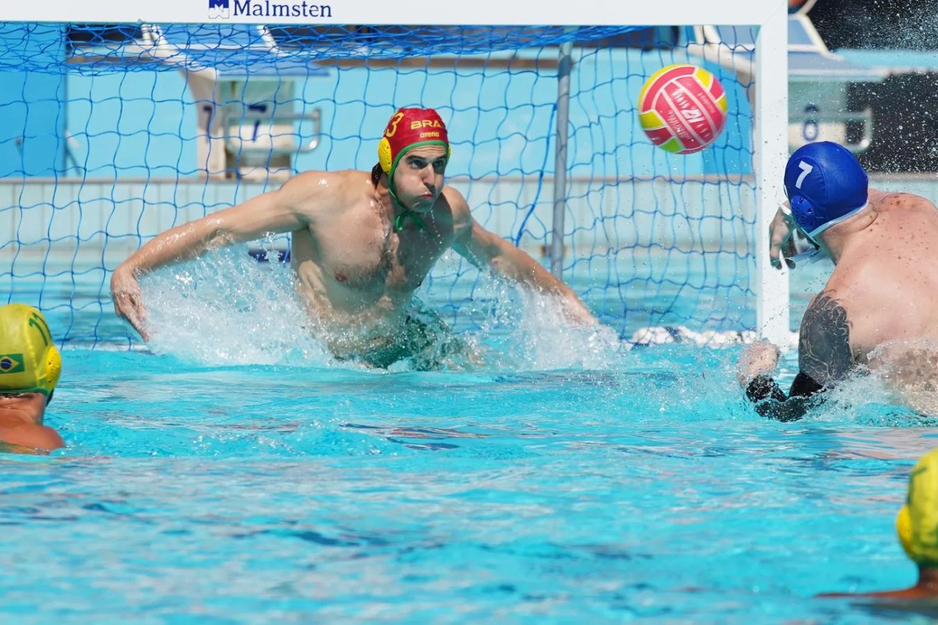 Сборная России по водному поло обыграла Бразилию