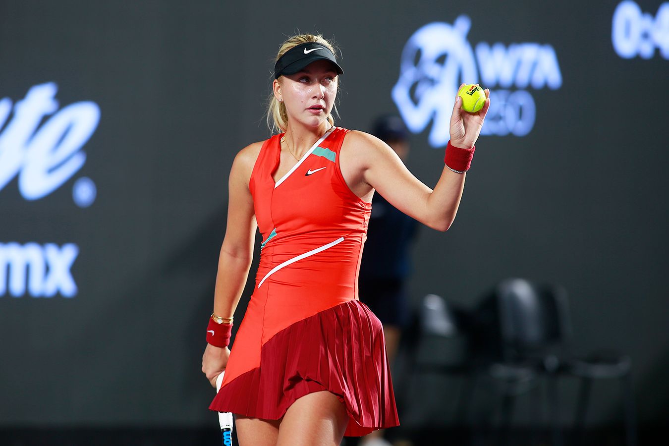 Анастасия Потапова пробилась в четвертьфинал турнира WTA-1000 в Майами