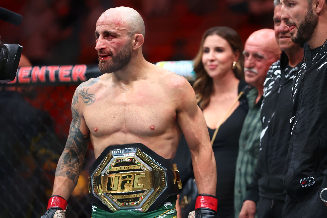 Опубликованы судейские записки поединка между Волкановски и Лопесом