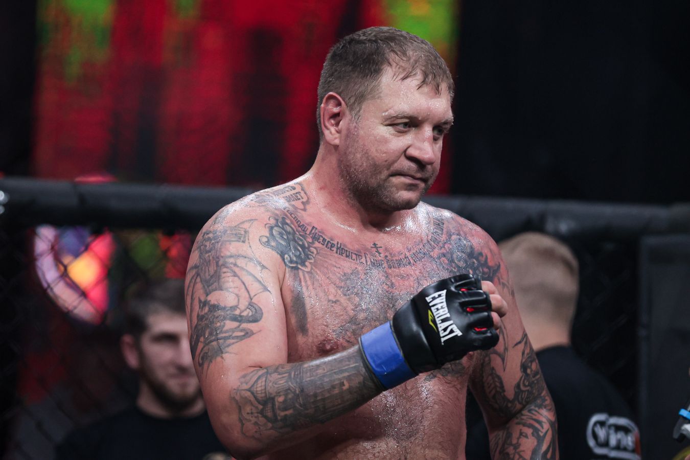 Глава RCC рассказал, при каком условии Александр Емельяненко получит контракт с лигой