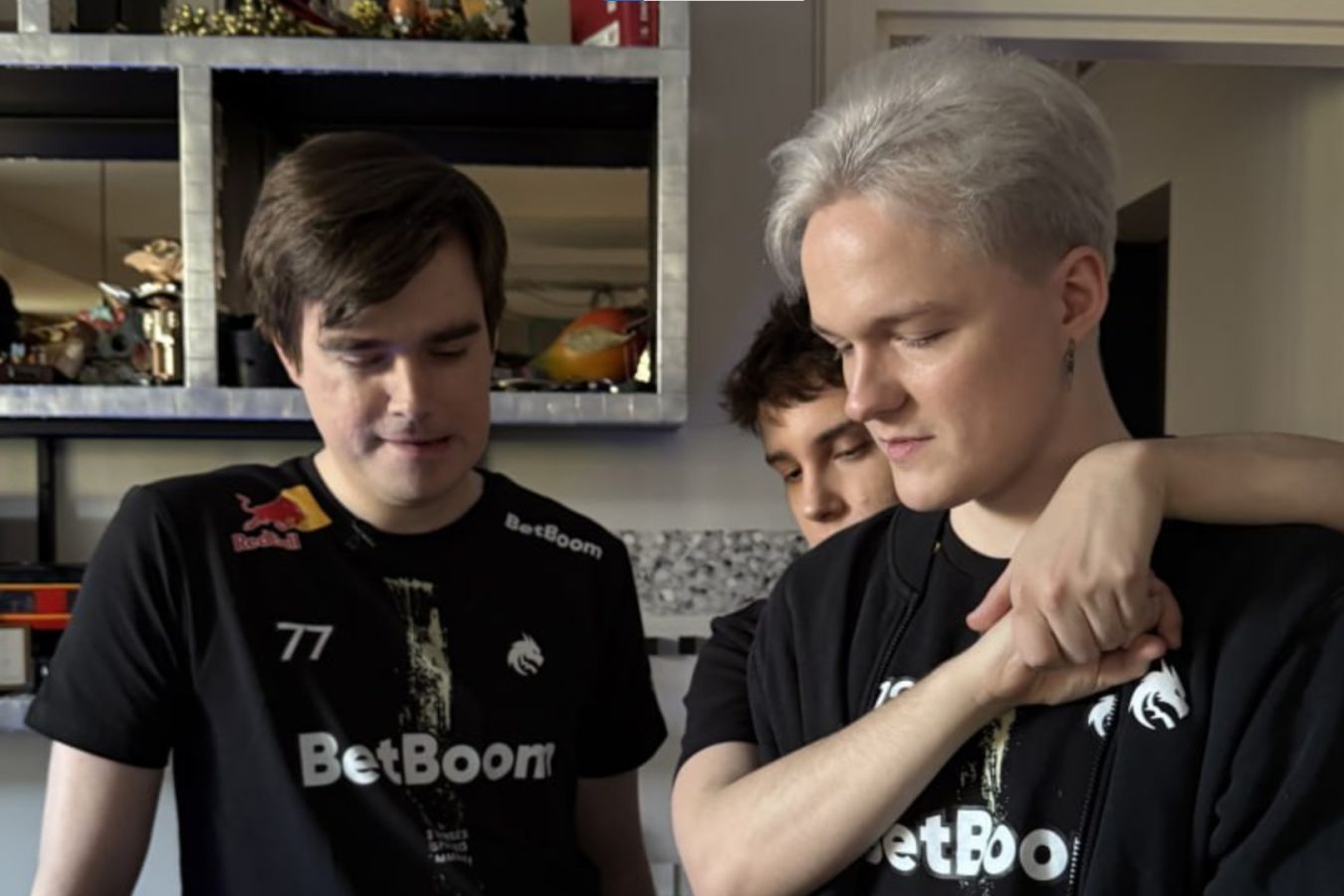 Tundra и Team Spirit идут без поражений — итоги первого дня DreamLeague S25 по «Доте»