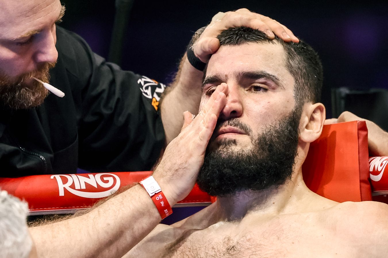 Артур Бетербиев