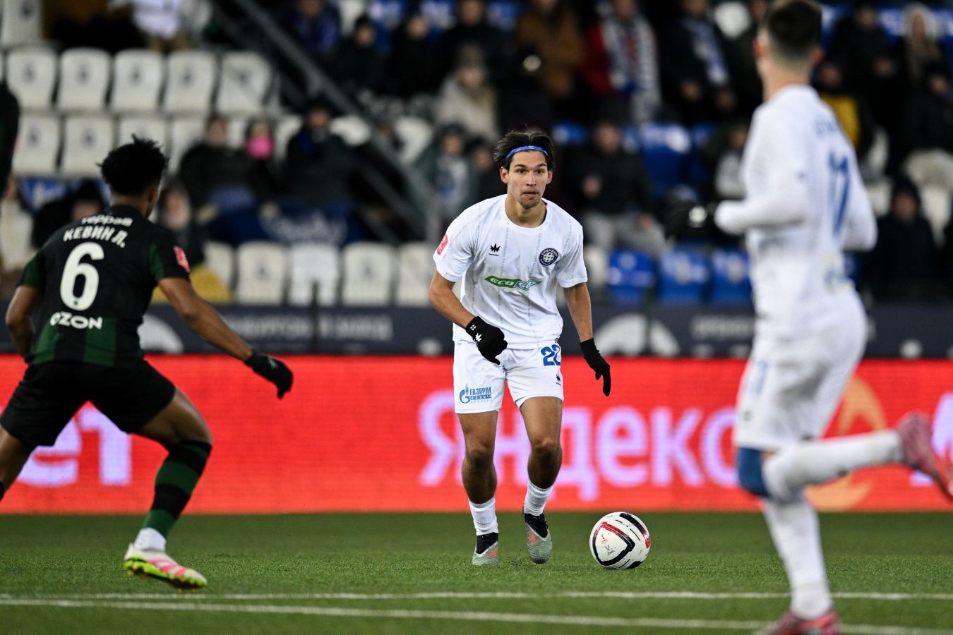 Павел Горелов  о сборах Оренбурга: проходят хорошо, готовимся к сезону