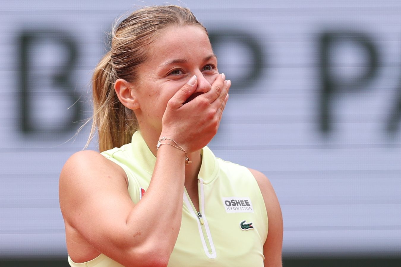 Хвалиньска вышла в финал Ролан Гаррос и повторила редкое достижение среди левшей