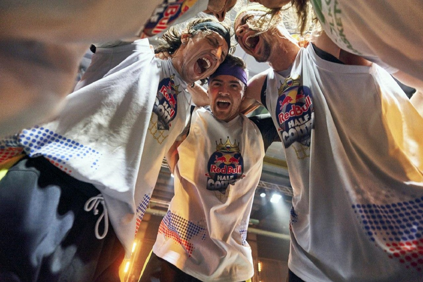 «Сколково» и Latinas победили в национальном финале Red Bull Half Court в Санкт-Петербурге
