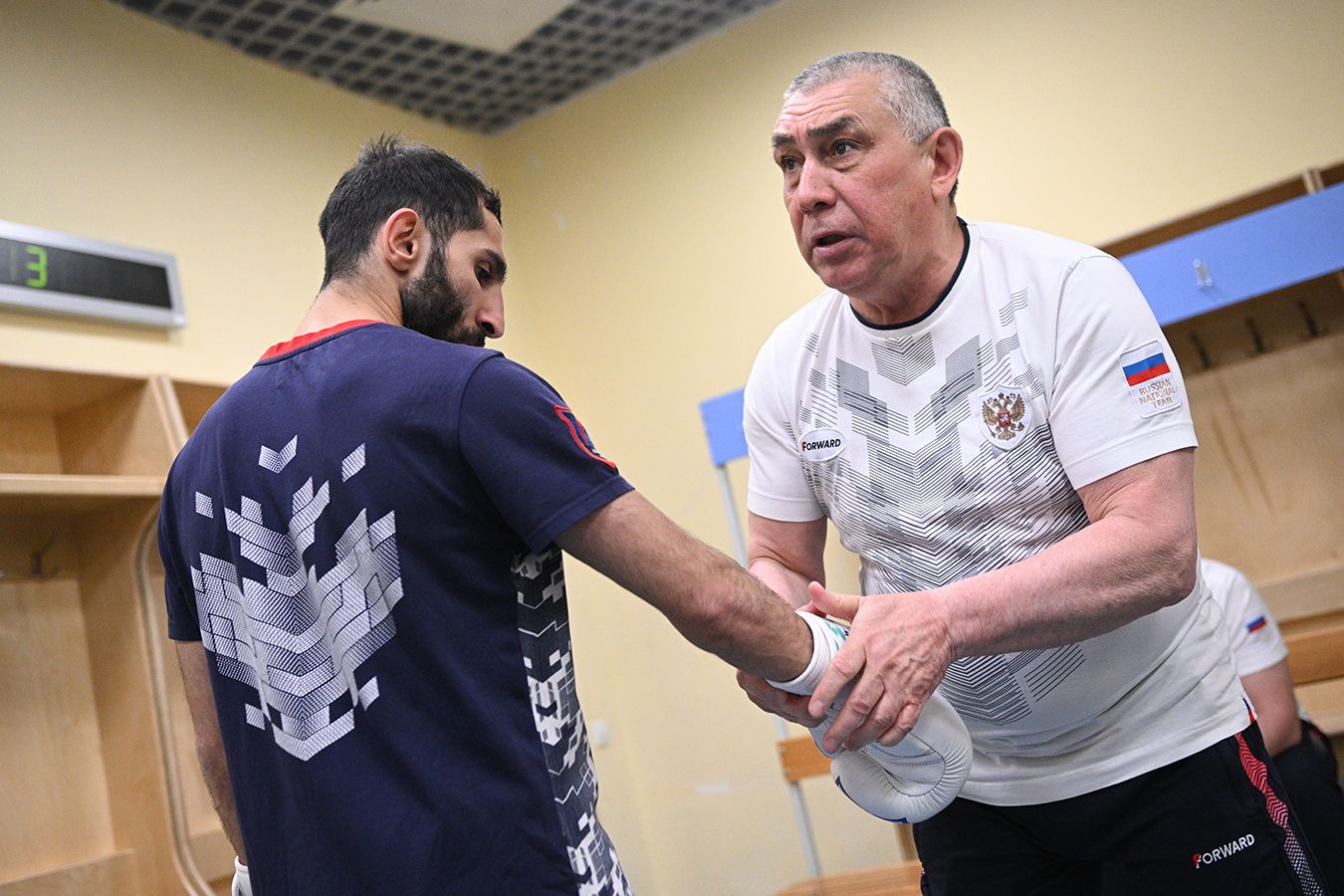 Фархутдинов: очень хочу, чтобы Гаджимагомедов стал трёхкратным чемпионом мира