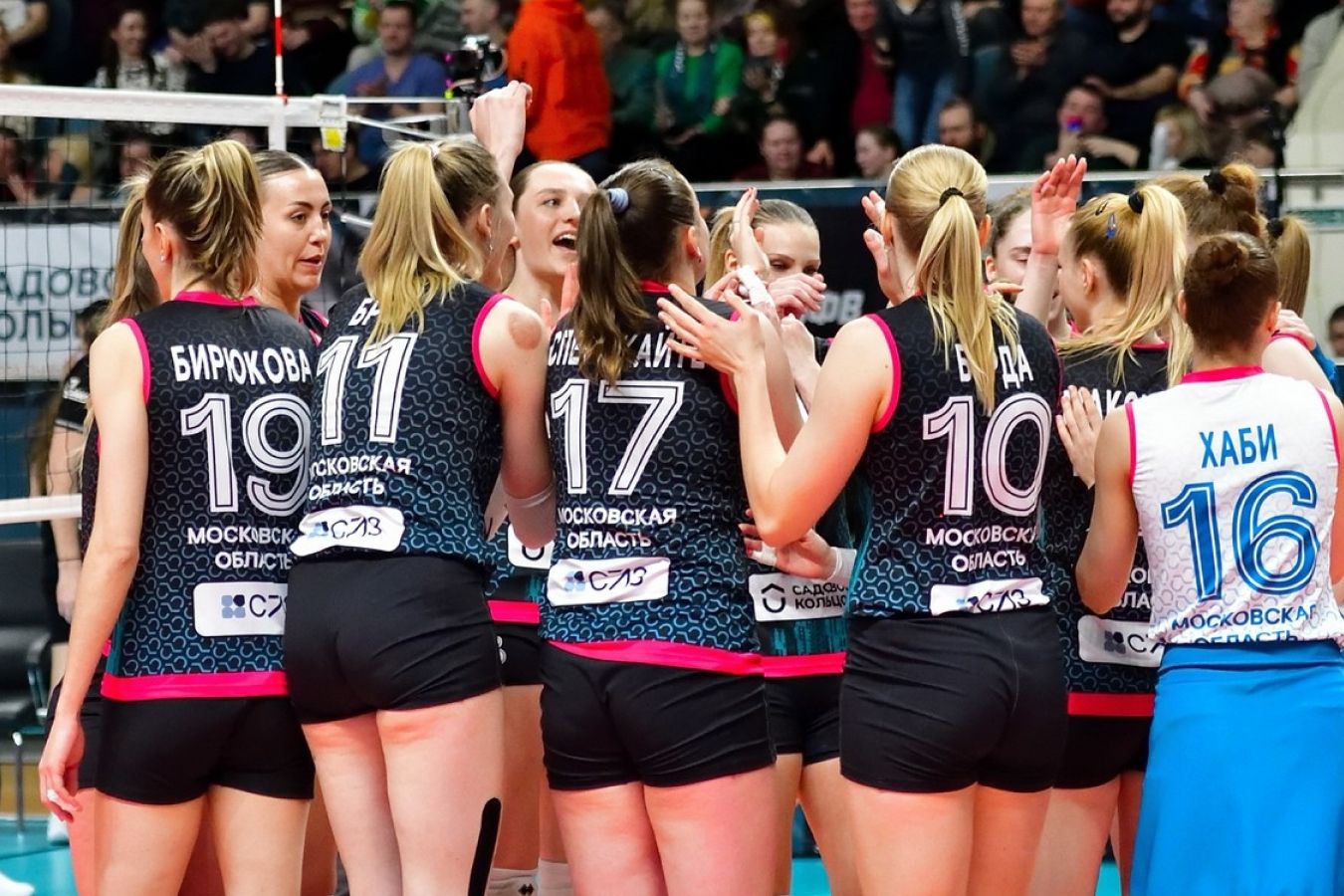 Игроки ЖВК «Заречье-Одинцово»