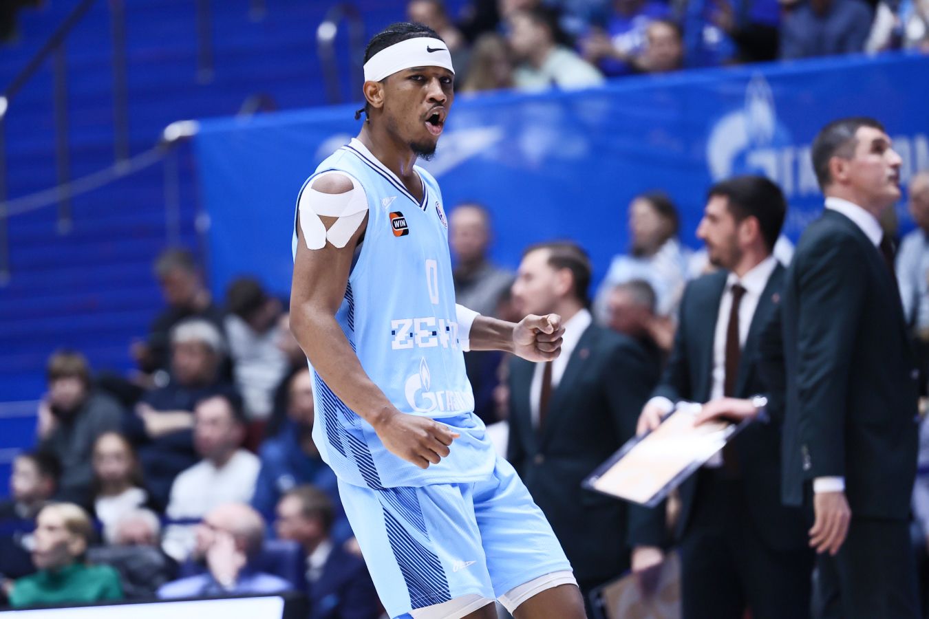 «Зенит» покуражился в игре с «Локо»