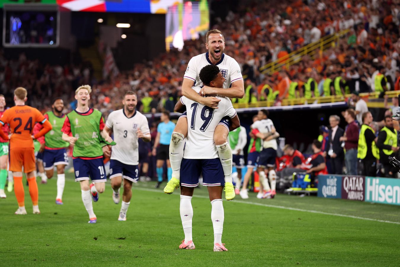Видеообзор победы Англии над Нидерландами в матче 1/2 финала Евро-2024