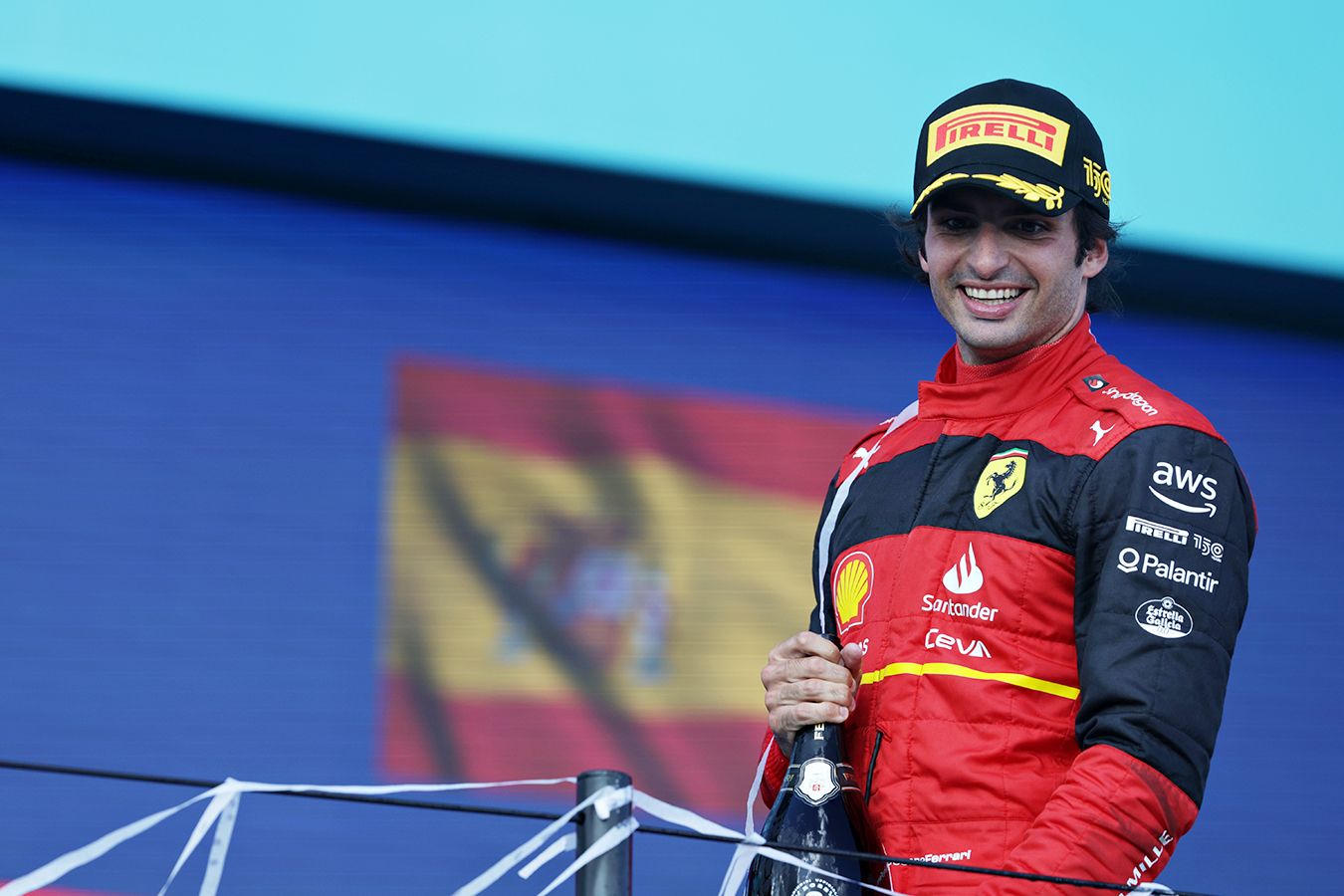 Карлос Сайнс прокомментировал первую победу «Феррари» в сезоне