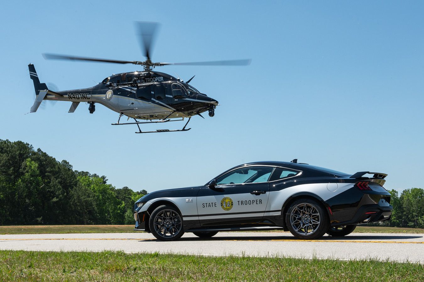 В США показали полицейский Ford Mustang нового поколения