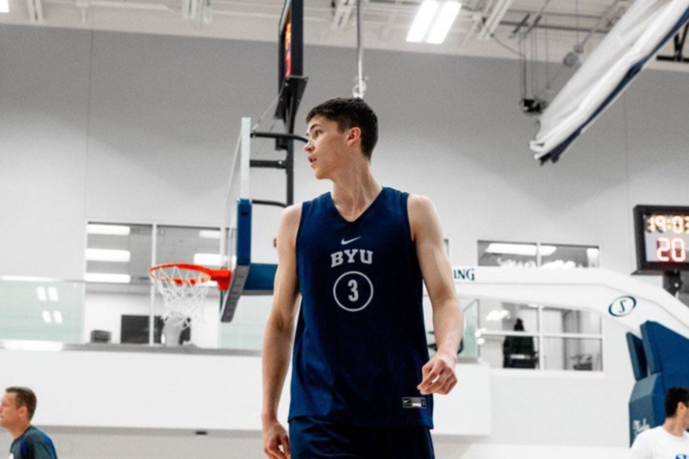 «Заставил обратить внимание на себя». Владимир Дёмин — об игре сына Егора в NCAA