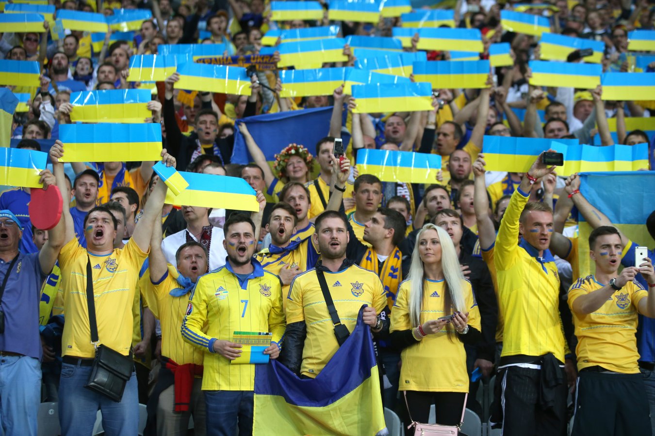 Сборная Украины объявила состав на ноябрьские матчи. В команду вернулся Малиновский