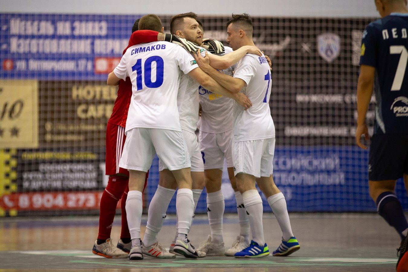 «Газпром-Югра» вырвал победу в драматичной серии пенальти. Каким был второй матч финала?