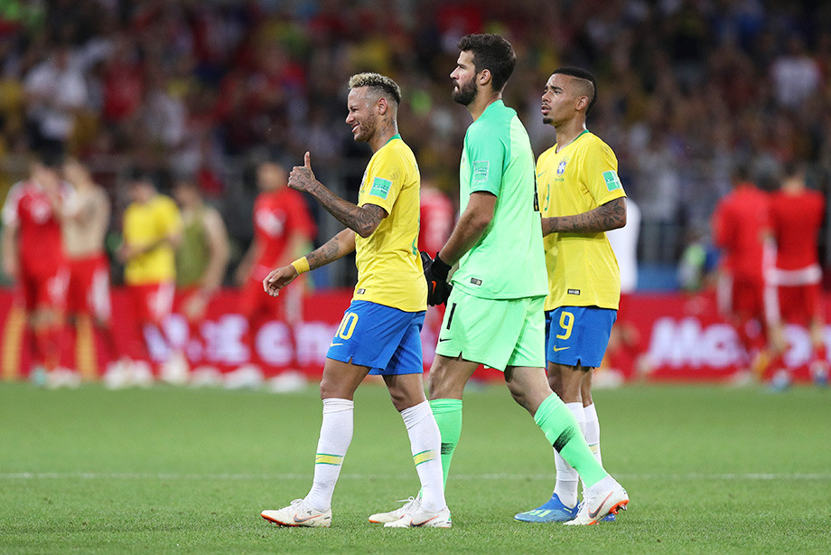 Бразилия не повторяет ошибок Германии. Сербов обыграли спокойно