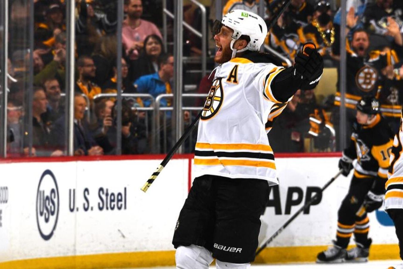 Таких игроков очень мало. Главный тренер Бостона о победном голе Пастрняка в овертайме