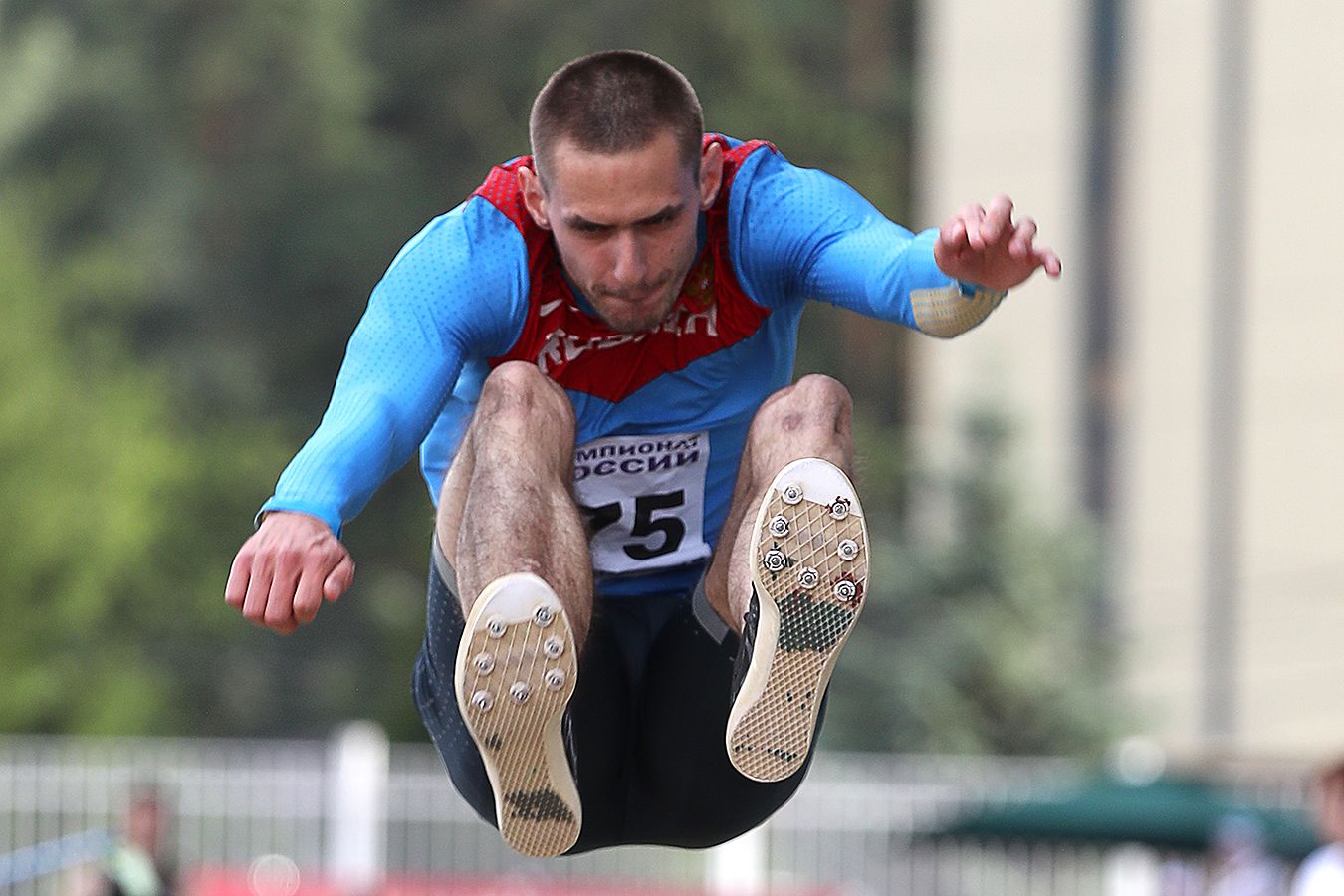 Артём Примак стал чемпионом России в прыжках в длину с лучшим результатом  сезона в стране - Чемпионат